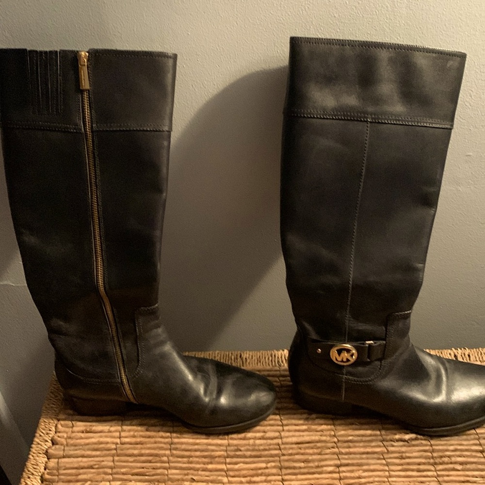 Michael Kors riding boots leather uppers